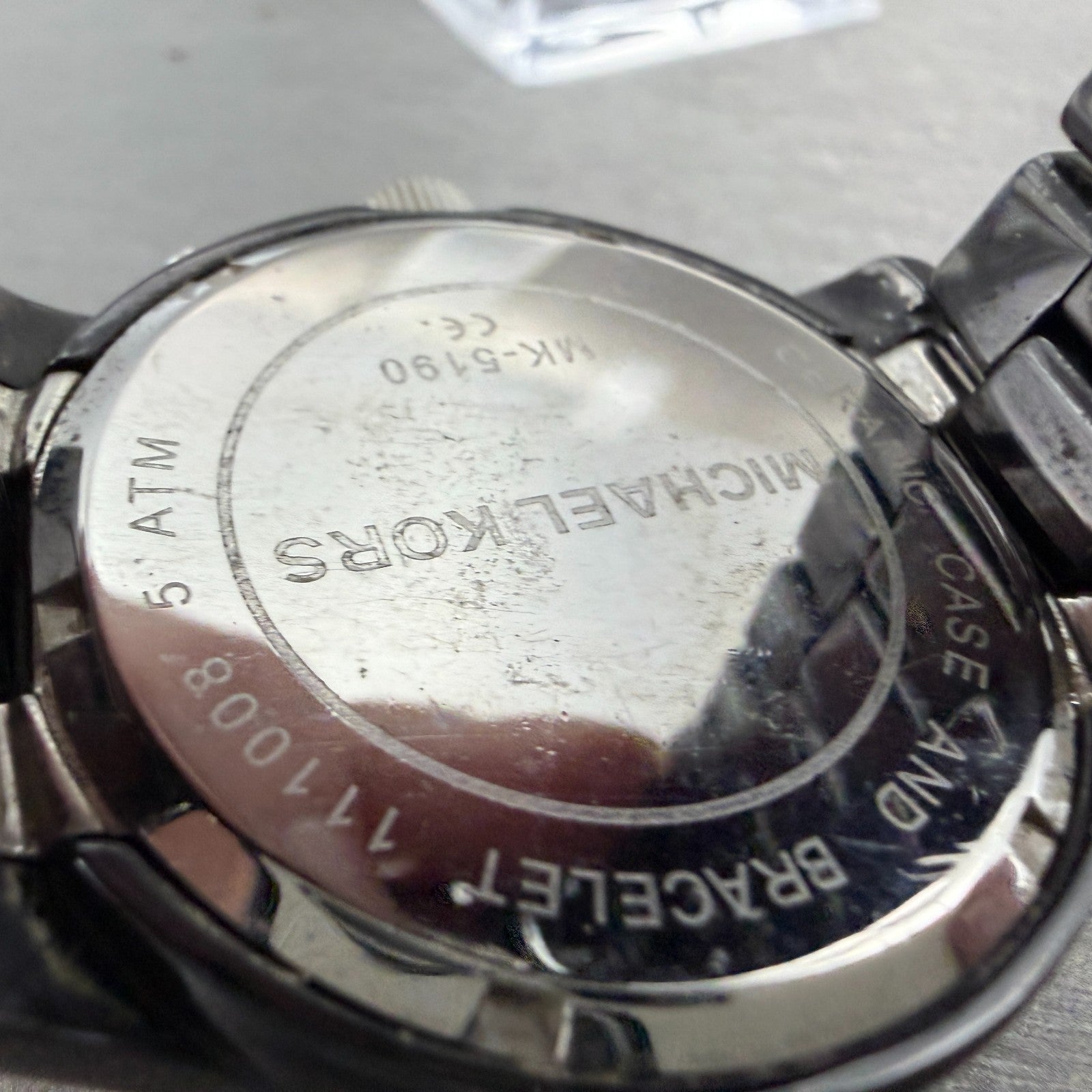 Michael Kors Runway Chrono Watch Women 40mm Black Dial Black Ceramic New Battery9