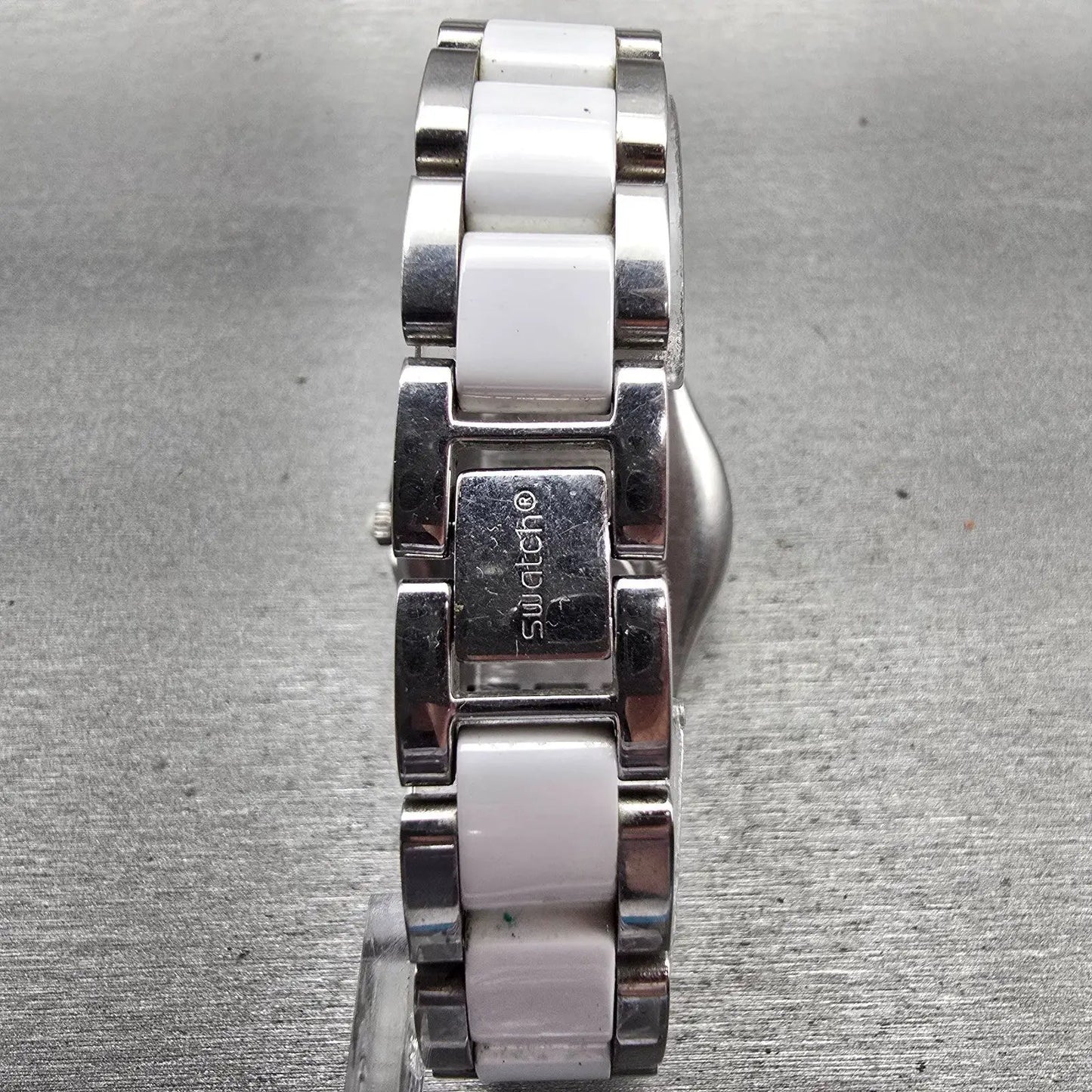 Swatch Irony Tresor Blanc Watch Women 33mm White Dial Silver YLS141GC New Batt7