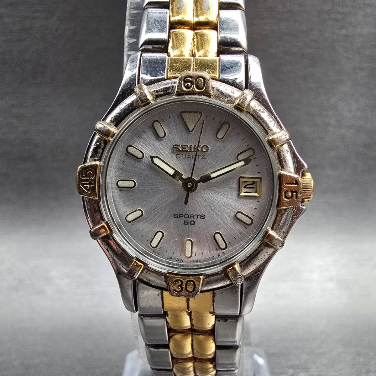 Seiko Sports 50 Watch Women 25mm Silver Dial Two Tone Date 7N82-0261 NewBatt Jp0