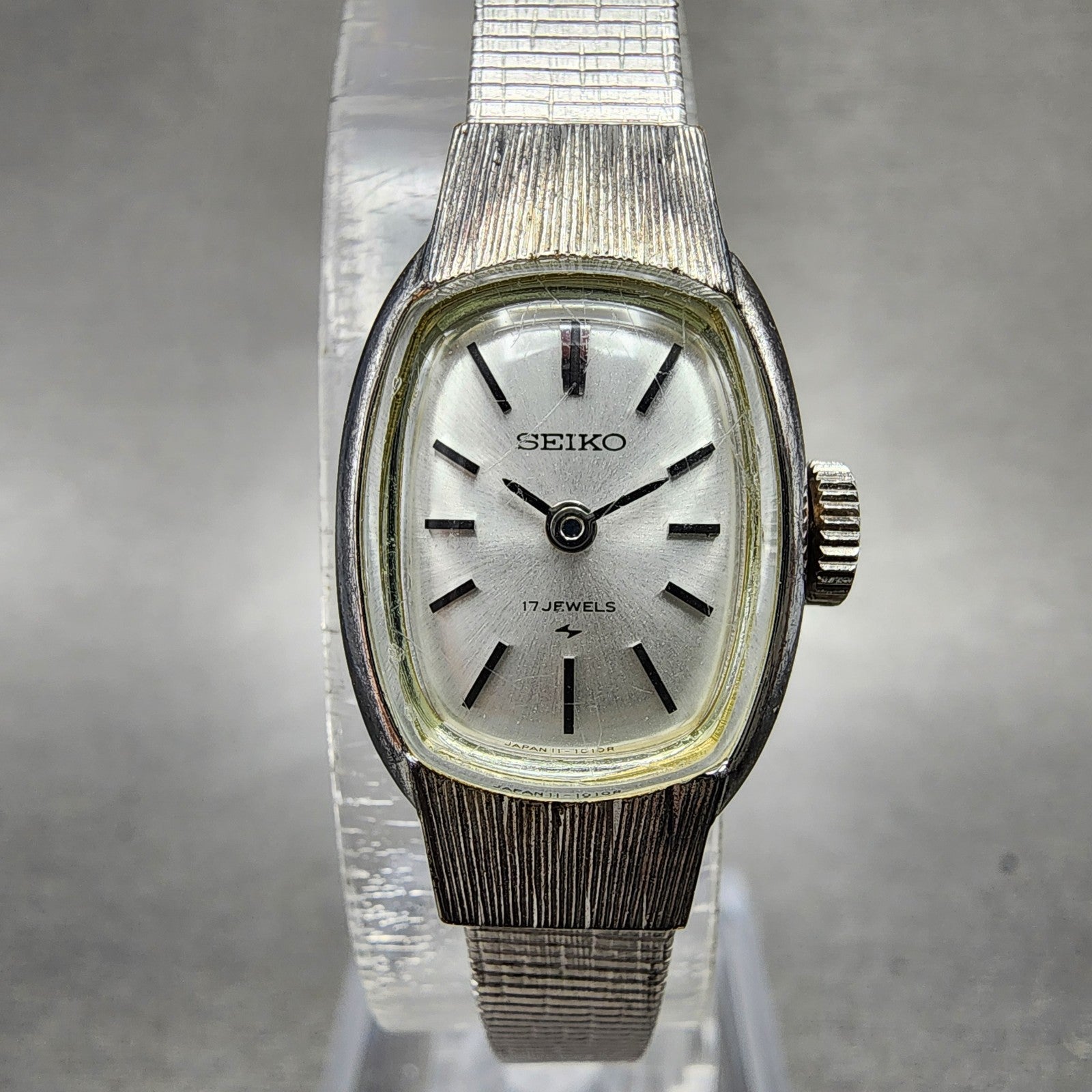 Seiko Special Watch Women 16mm Silver Dial White Gold Plated Manual 113360 Runs0