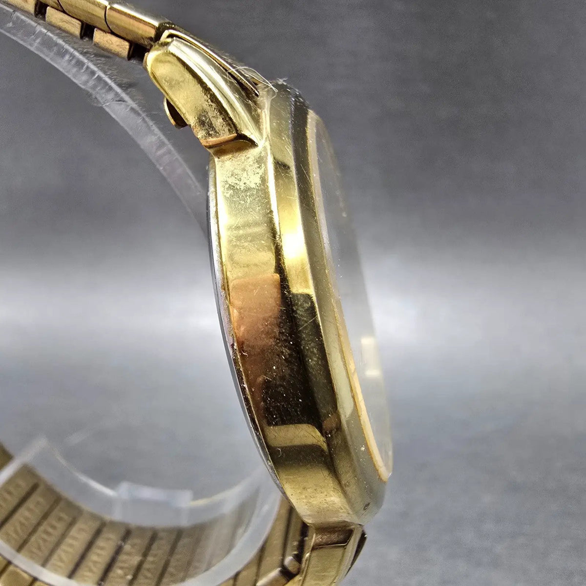 Citizen Eco-Drive Watch Men 38mm White Dial Gold Tone Date E111-S022894 Runs JP3