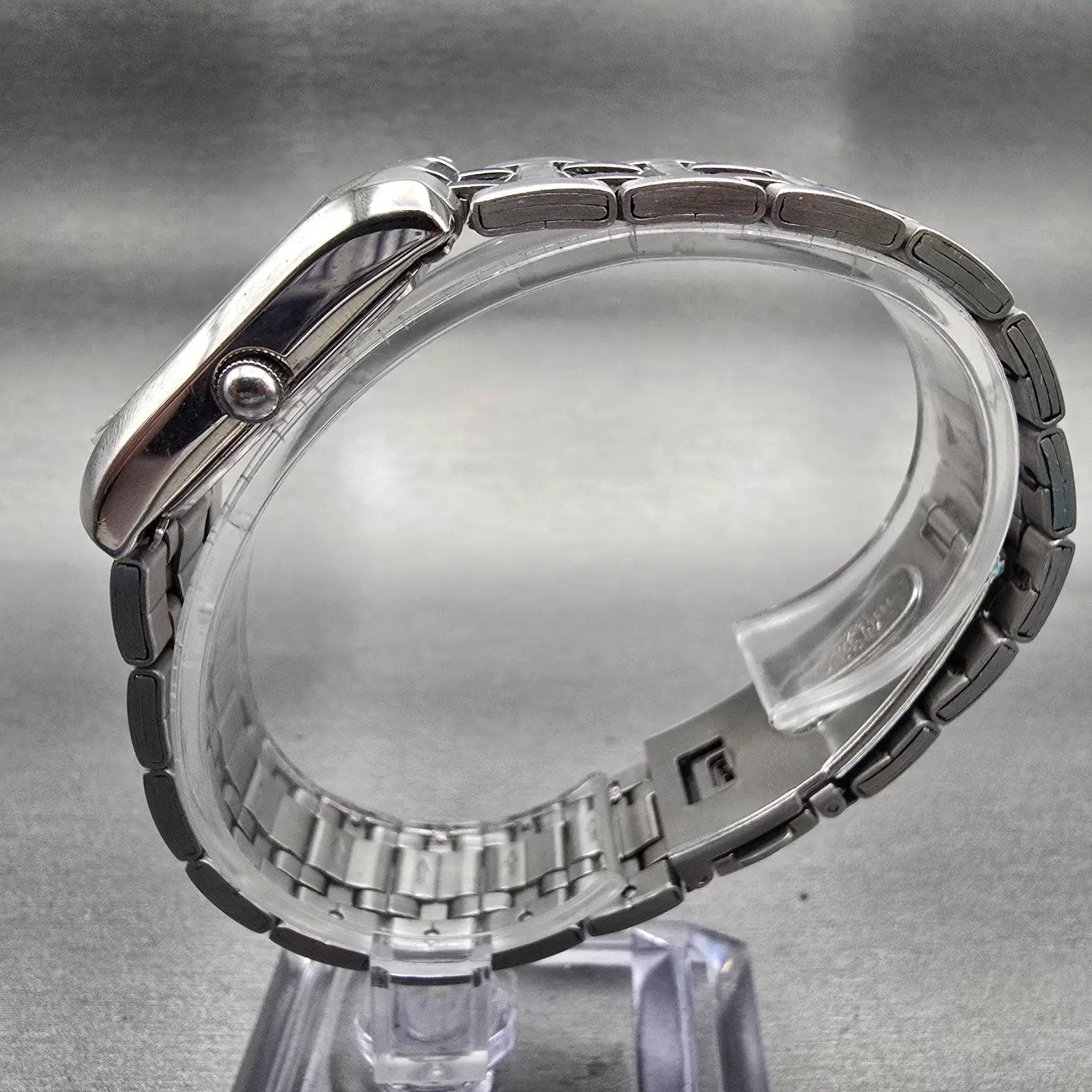 Citizen Watch Men 25mm Silver Dial Silver Tone Daydate 1002-S99302 New Battery6