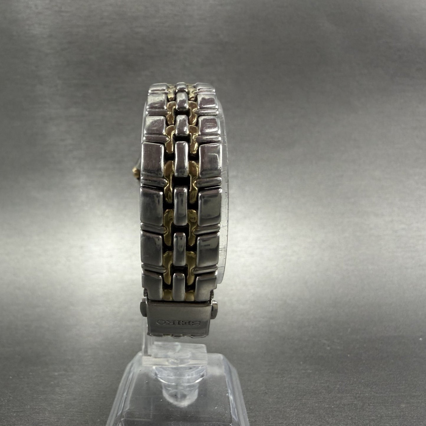Seiko Watch Women 26mm Silver Dial Two Tone Date Round 7n82-0at0 New Battery IOJ7