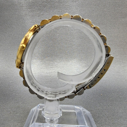 Seiko Watch Women 26mm White Dial Gold Tone Round V7006091 New Battery6
