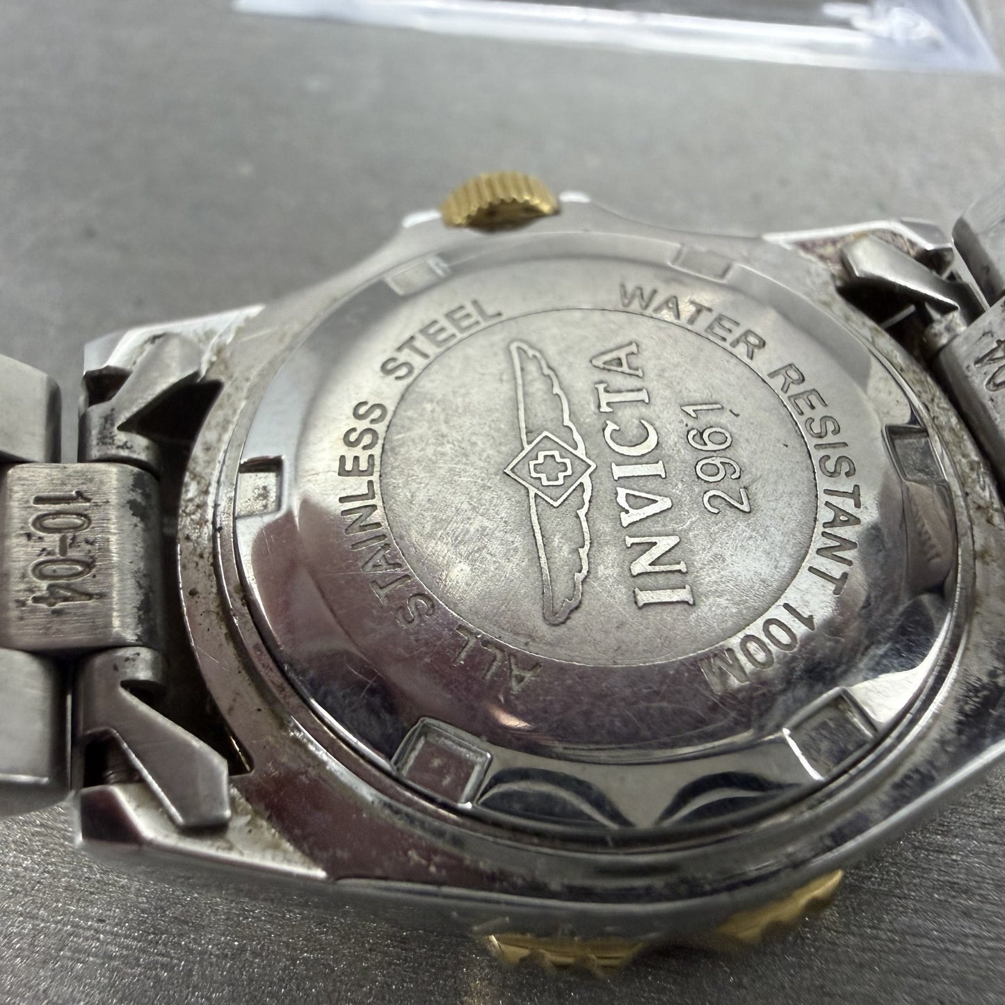 Invicta Pro Diver Watch Women 31mm MOP Dial Two Tone Date Round 2961 New Battery9