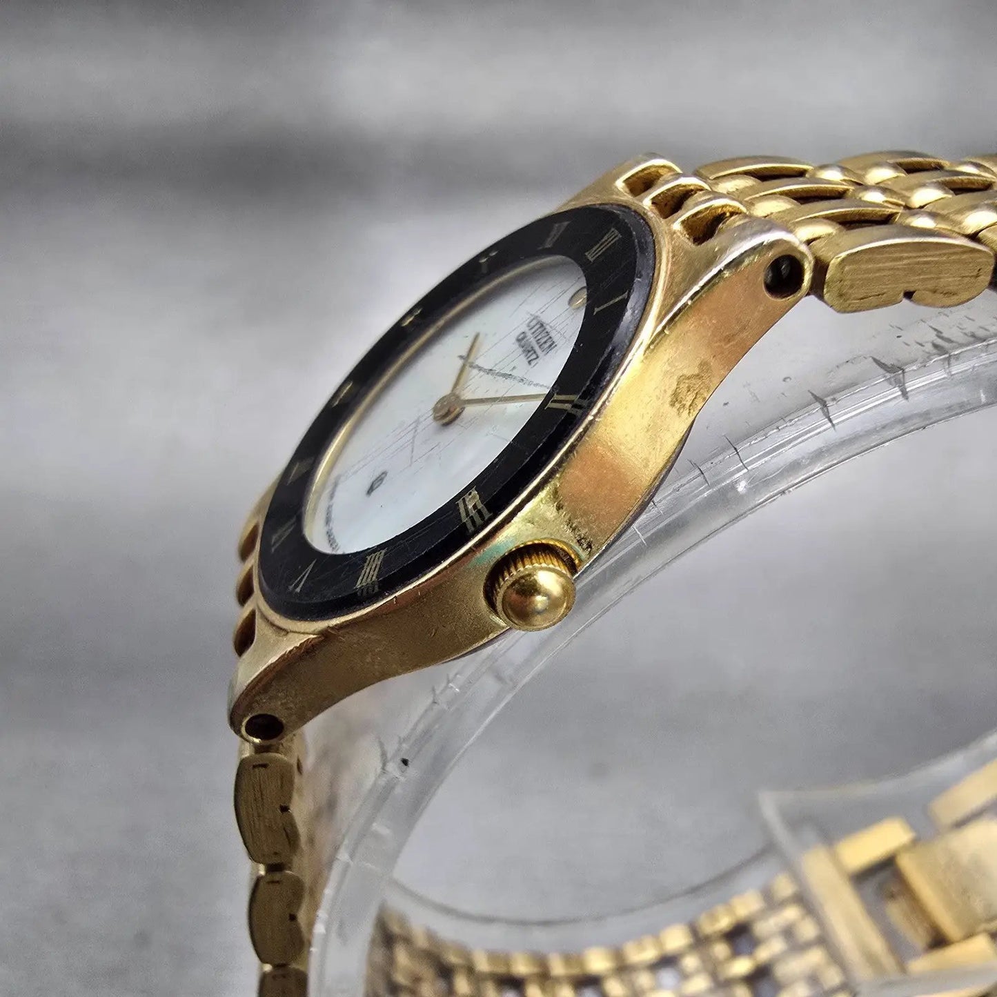 Citizen CQ Watch Women 21mm MOP Dial Two Tone Round 2200-229207 New Battery VTG2