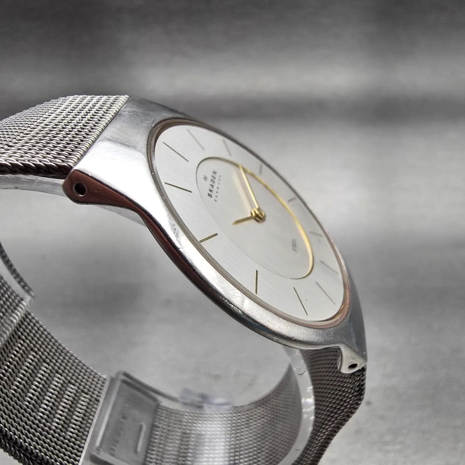 Skagen Watch Men 33mm Silver Dial Silver Tone Round Mesh Band 233LGSC New Batt3