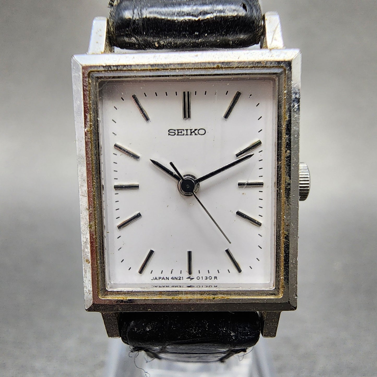 Seiko Tank Watch Women 18mm White Dial Silver Tone 4n215010 New Battery1