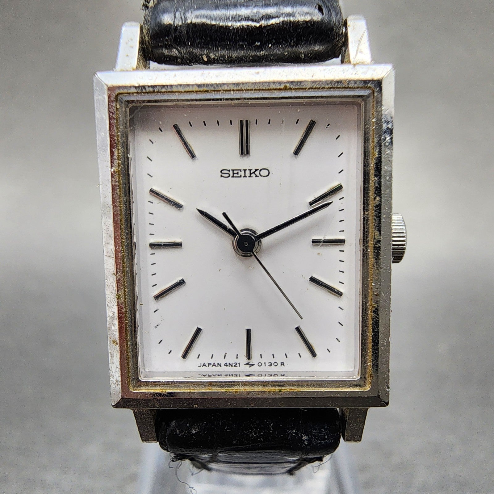 Seiko Tank Watch Women 18mm White Dial Silver Tone 4n215010 New Battery1