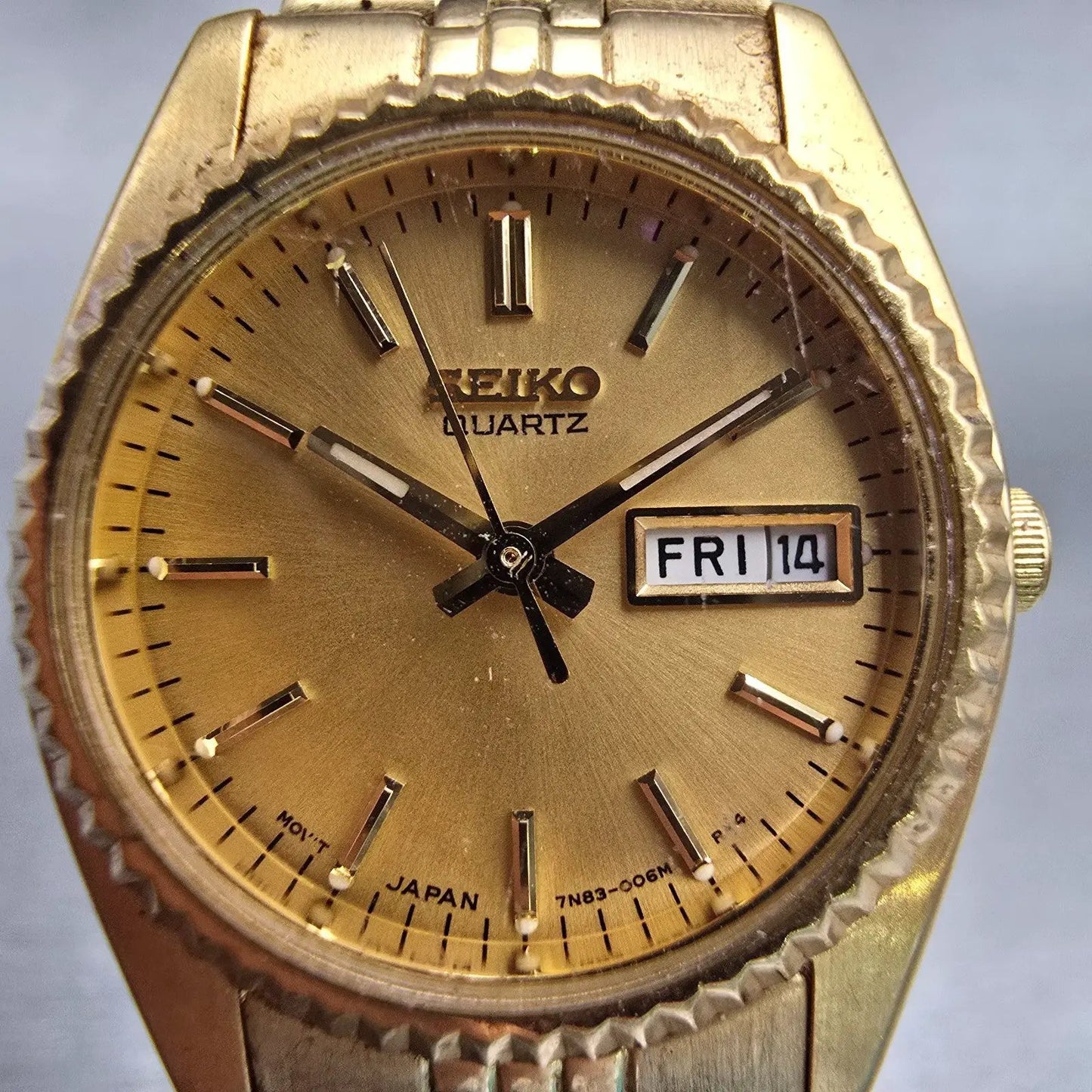 Seiko Watch Women 24mm Gold Dial Gold Tone Daydate Round 7N83-0041 New Battery1