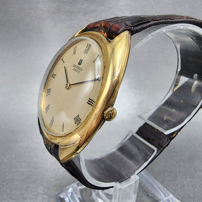 Universal Geneve Watch Men 36mm Champagne Dial Gold Tone Round 542111 Runs
