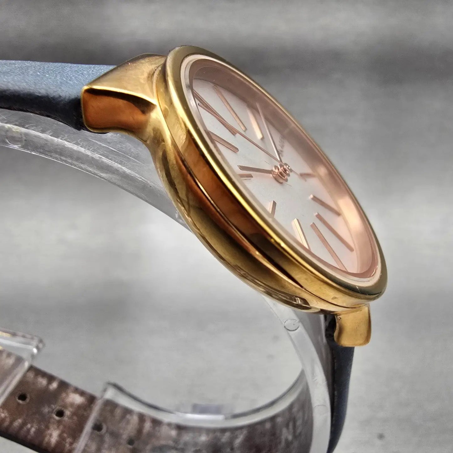 Skagen Ancher Watch Women 30mm Silver Dial Gold Tone Round SKW2482 New Battery3