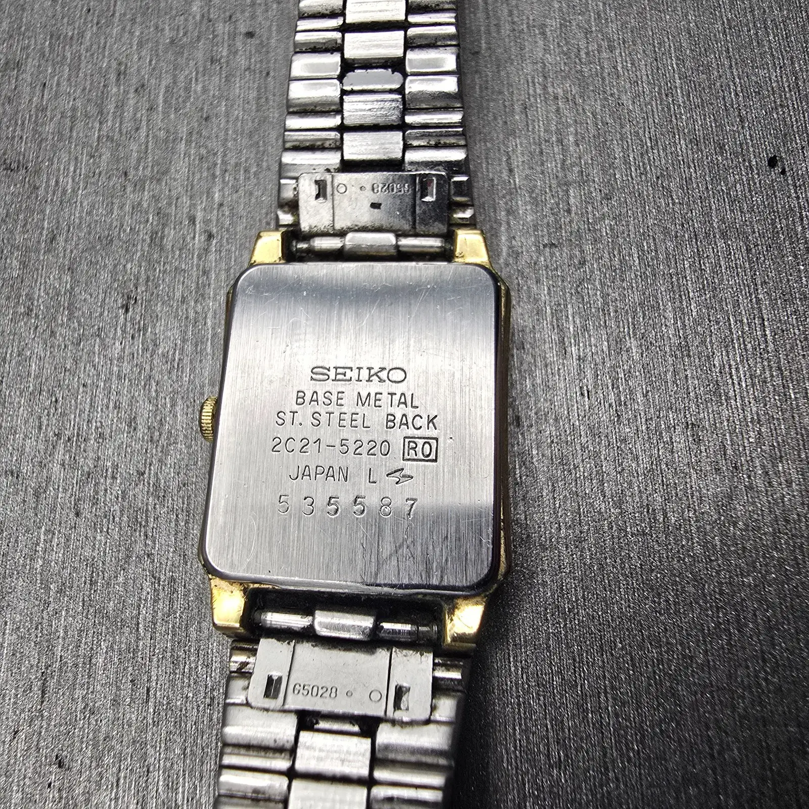 Seiko Watch Women 18mm Black Dial Gold Tone Rectangle 2C21-5220 New Battery VTG10