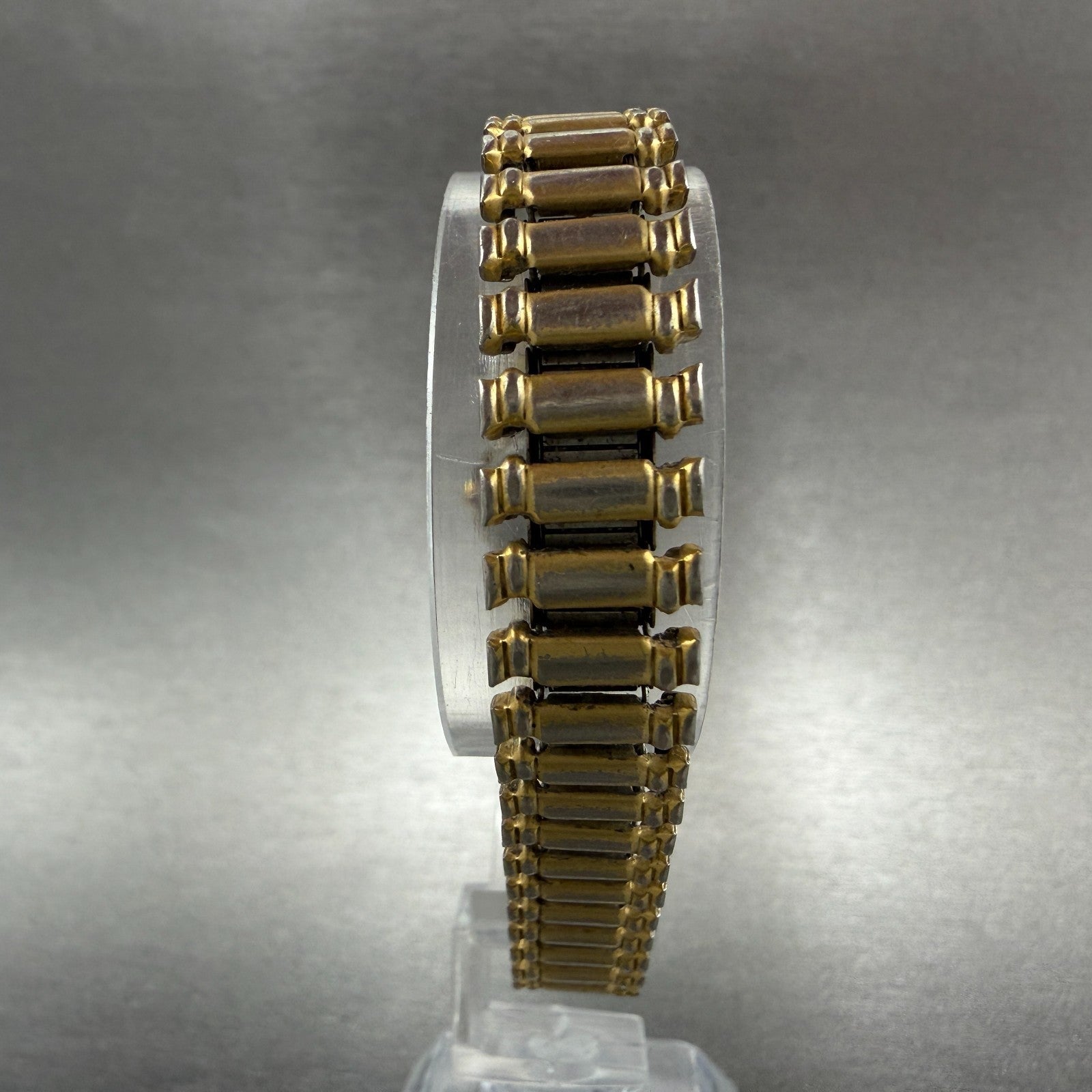 Seiko Watch Women 20mm Champagne Dial Gold Tone Round 1N01-0E19 New Battery VTG7