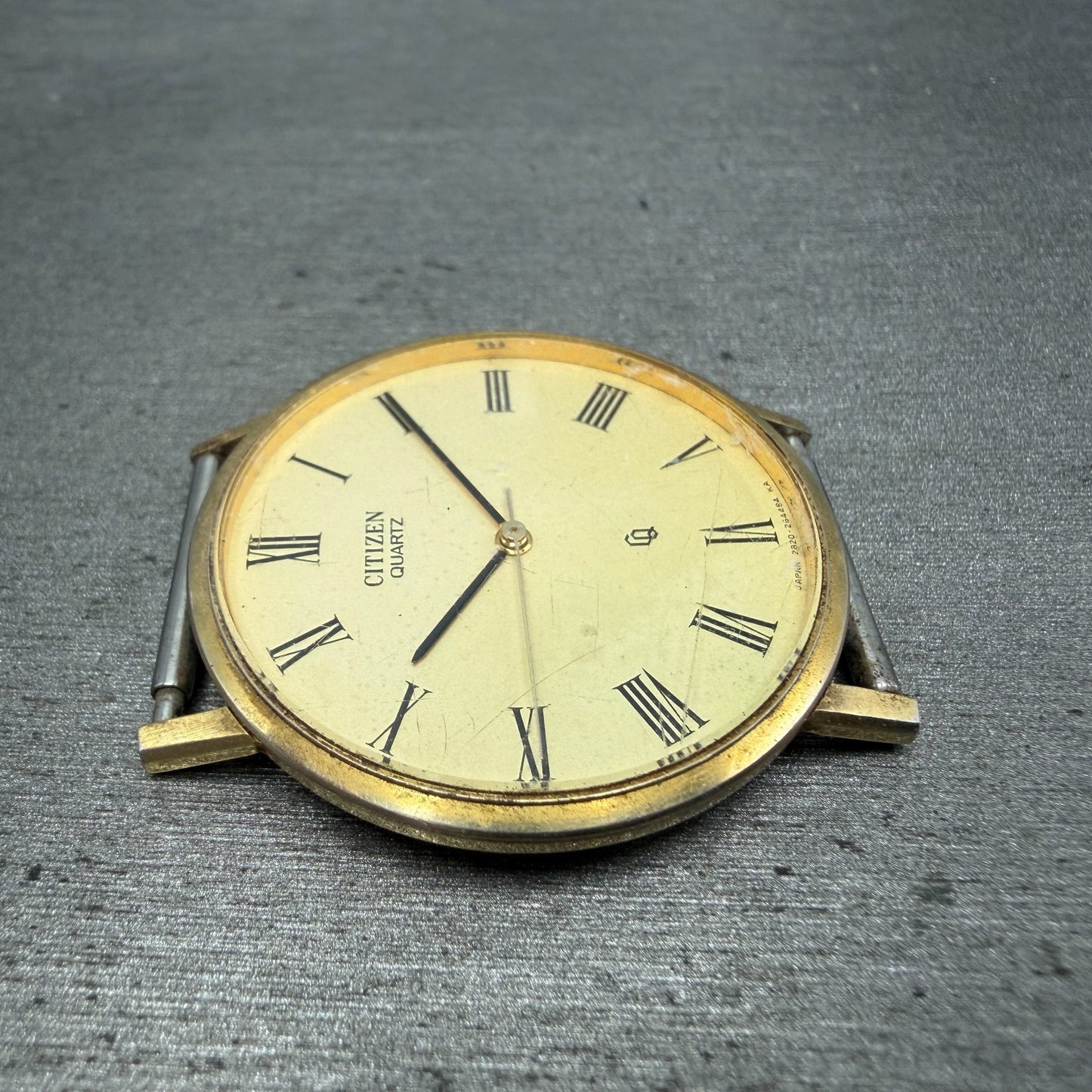 Citizen CQ Watch Men 33mm Champagne Dial Gold Tone Round 2830-263065 New battery3