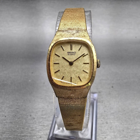 Seiko Watch Women 18mm Champagne Dial Gold Tone Oval 2C20-5029 New Battery VTG0