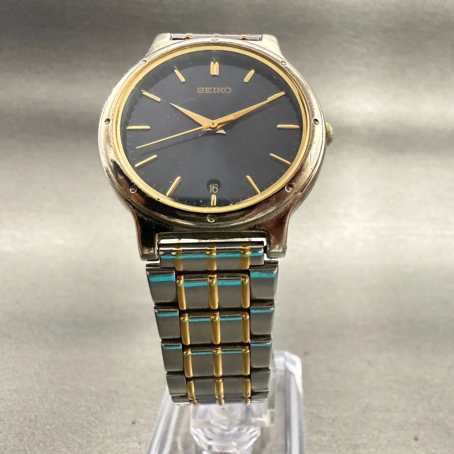 Seiko Watch Men 33mm Black Dial Two Tone Date Round V732-0090 New Battery VTG5