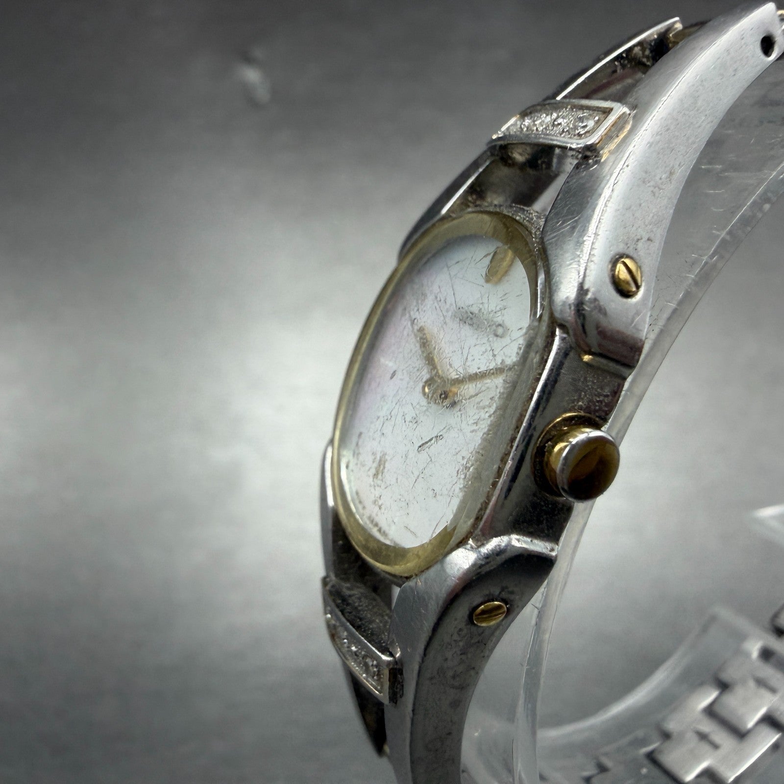 Seiko Watch Women 18mm MOP Dial Two Tone Diamond Bezel 1N00-0JB0 New Battery2