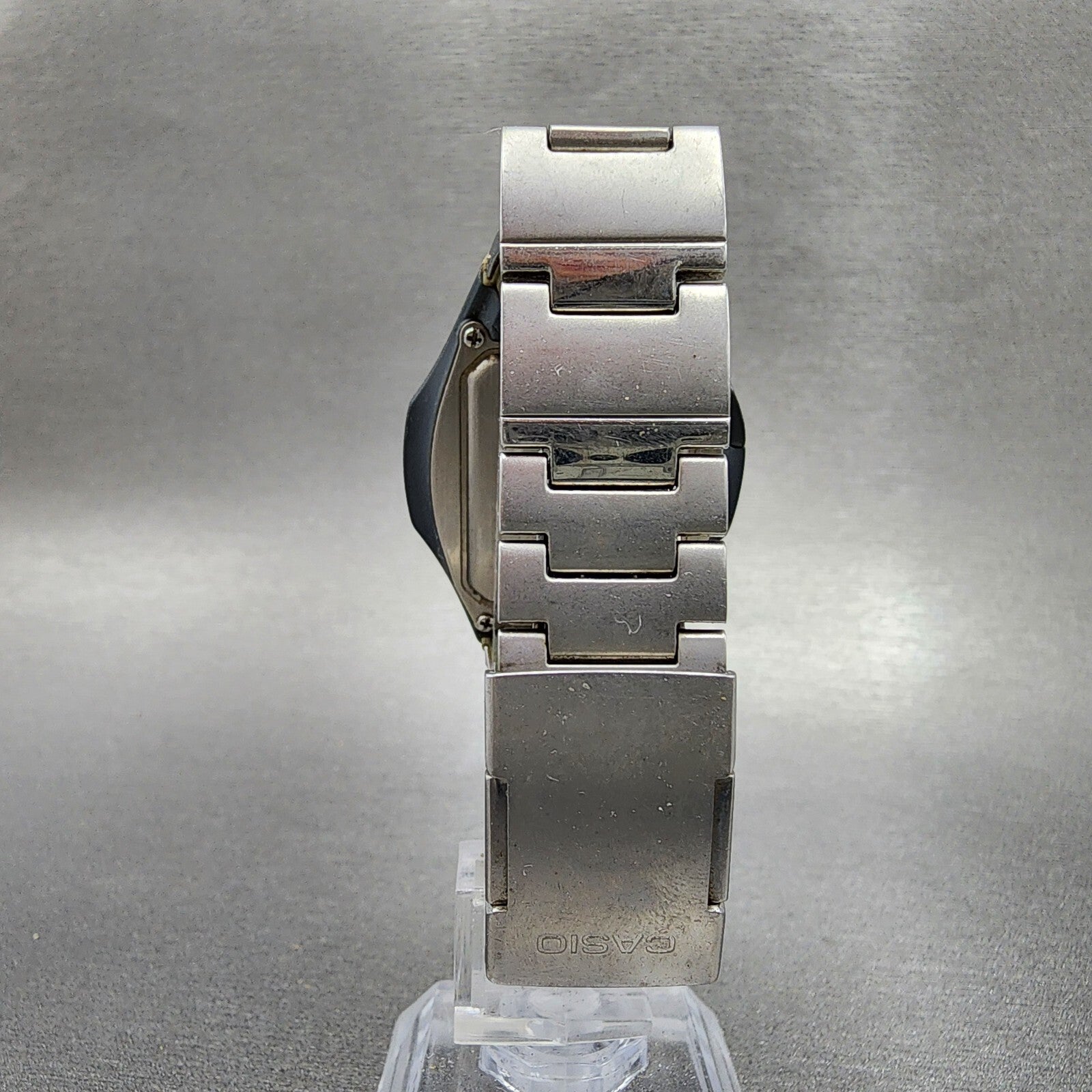 Casio Wave Ceptor Watch Women 37mm Digital Silver Tone Alarm Chrono New Battery7