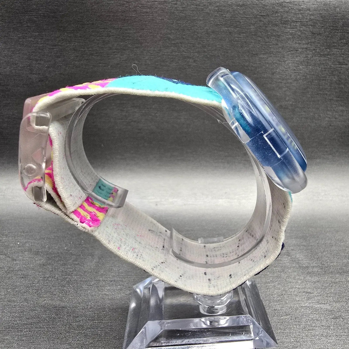 Swatch Pop Photofish Watch Women 47mm Blue Dial Round PWN101 New Battery VTG8