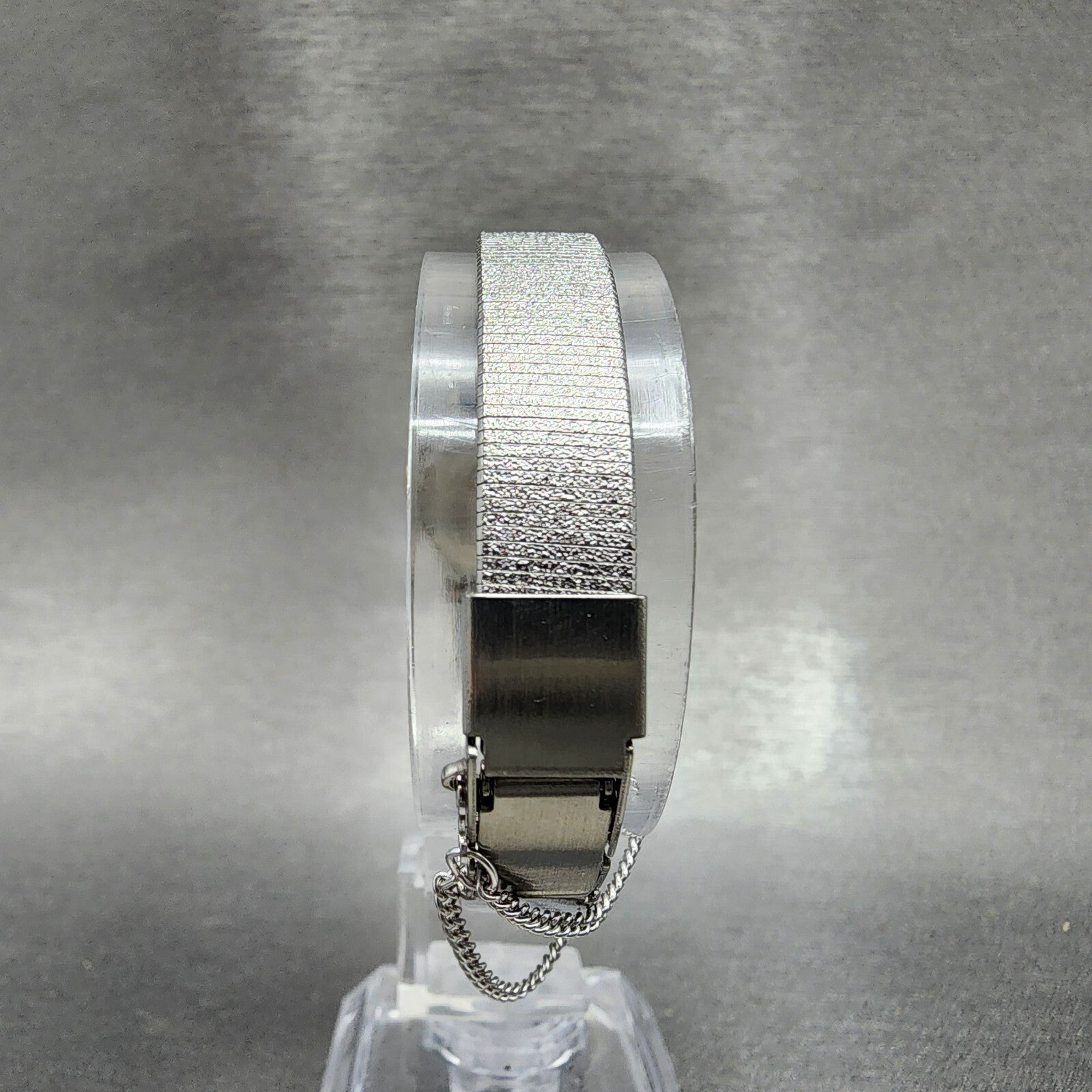 Seiko Watch Women 20mm Champagne Dial Silver Tone Diamond Markers New Battery6
