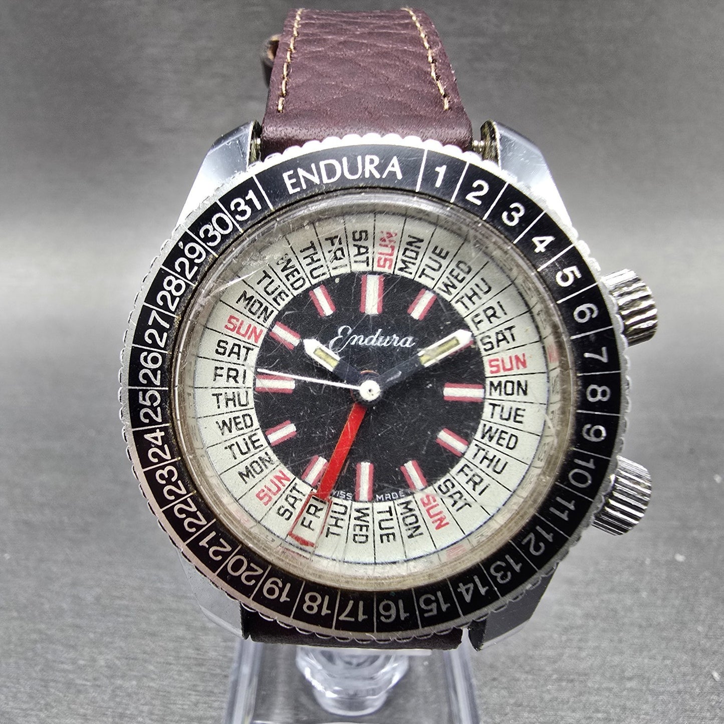 Endura Perpetual Calendar Watch Men 38mm Black Dial Silver Tone Manual Wind PART0