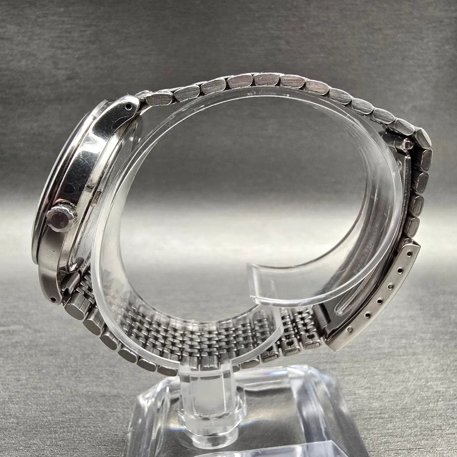 Seiko Spirit Watch Men 33mm Silver Dial Silver Tone Date Round 5E32-6A40 New Bat6