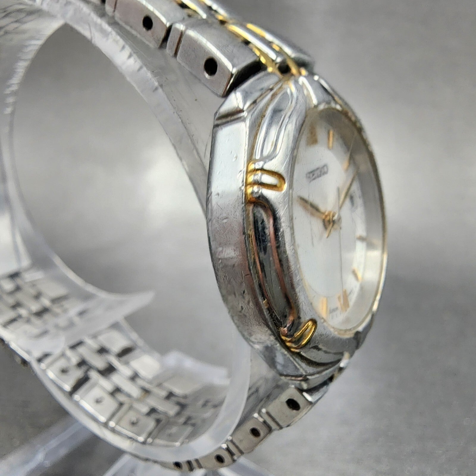 Seiko Watch Women 26mm Silver Dial Two Tone Date Round 7n820at0 New Battery3