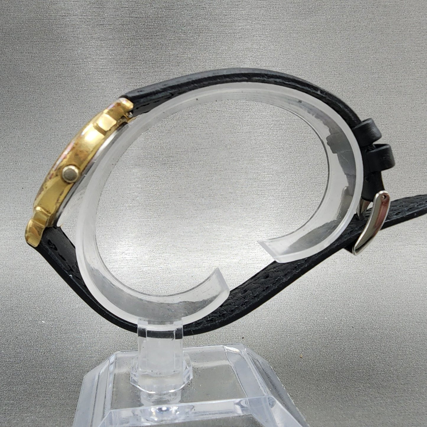 Seiko Avenue Watch Unisex 31mm Gold Dial Gold Tone Date Round 5H226150 New Batt6