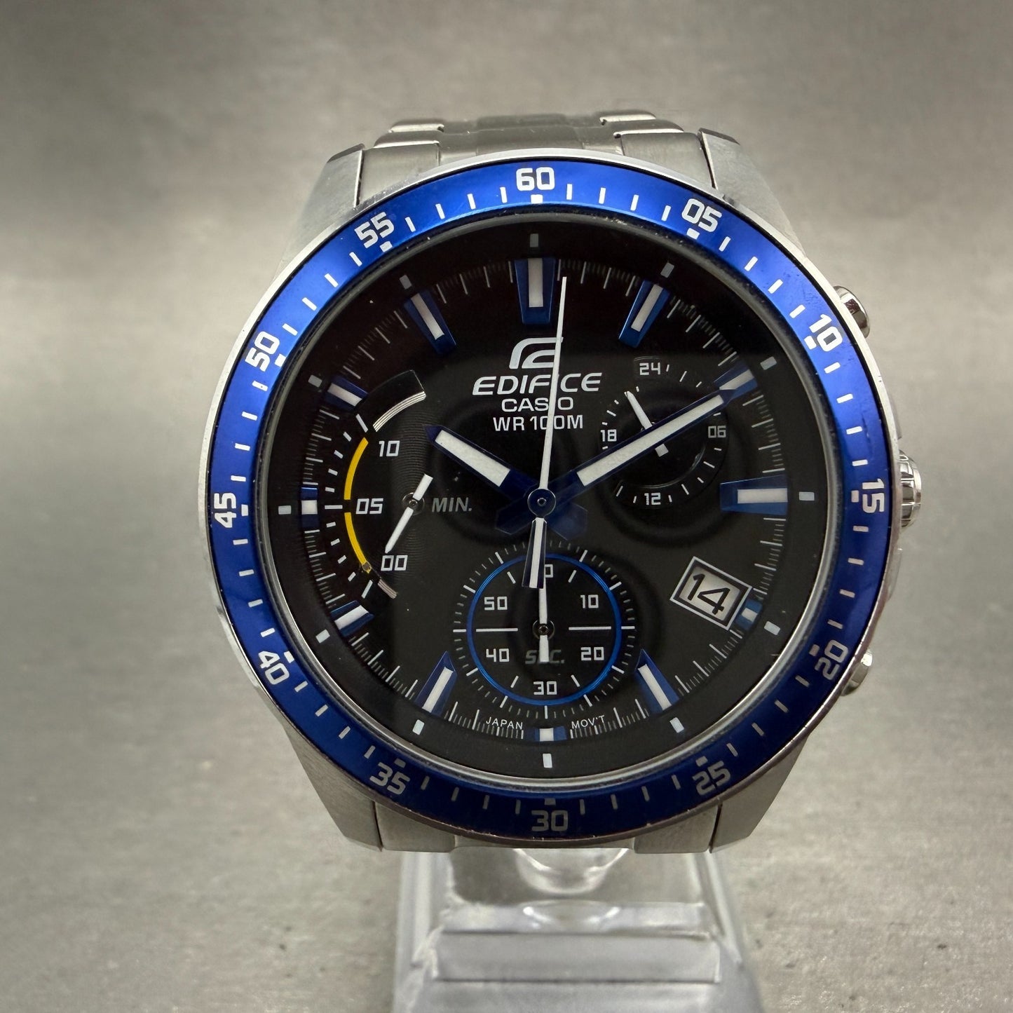 Casio Edifice Chronograph Watch Men 42mm Black Dial Steel Date EFV-540 New Batt0