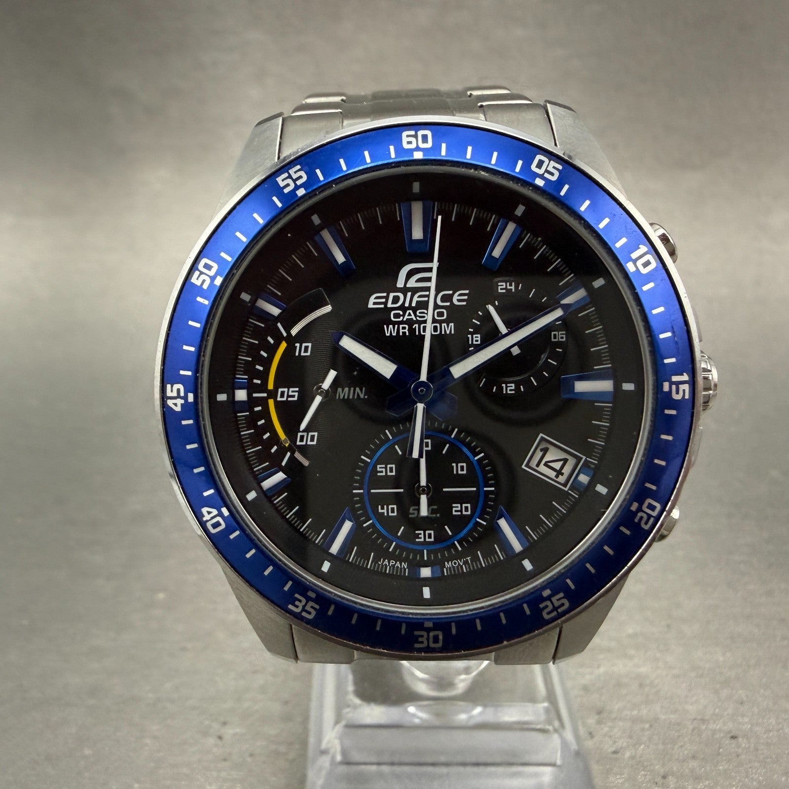 Casio Edifice Chronograph Watch Men 42mm Black Dial Steel Date EFV-540 New Batt0