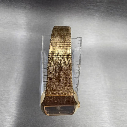 Seiko Womens Watch 17mm Black Dial Gold Tone Rectangle 2C20-6389 New Battery4