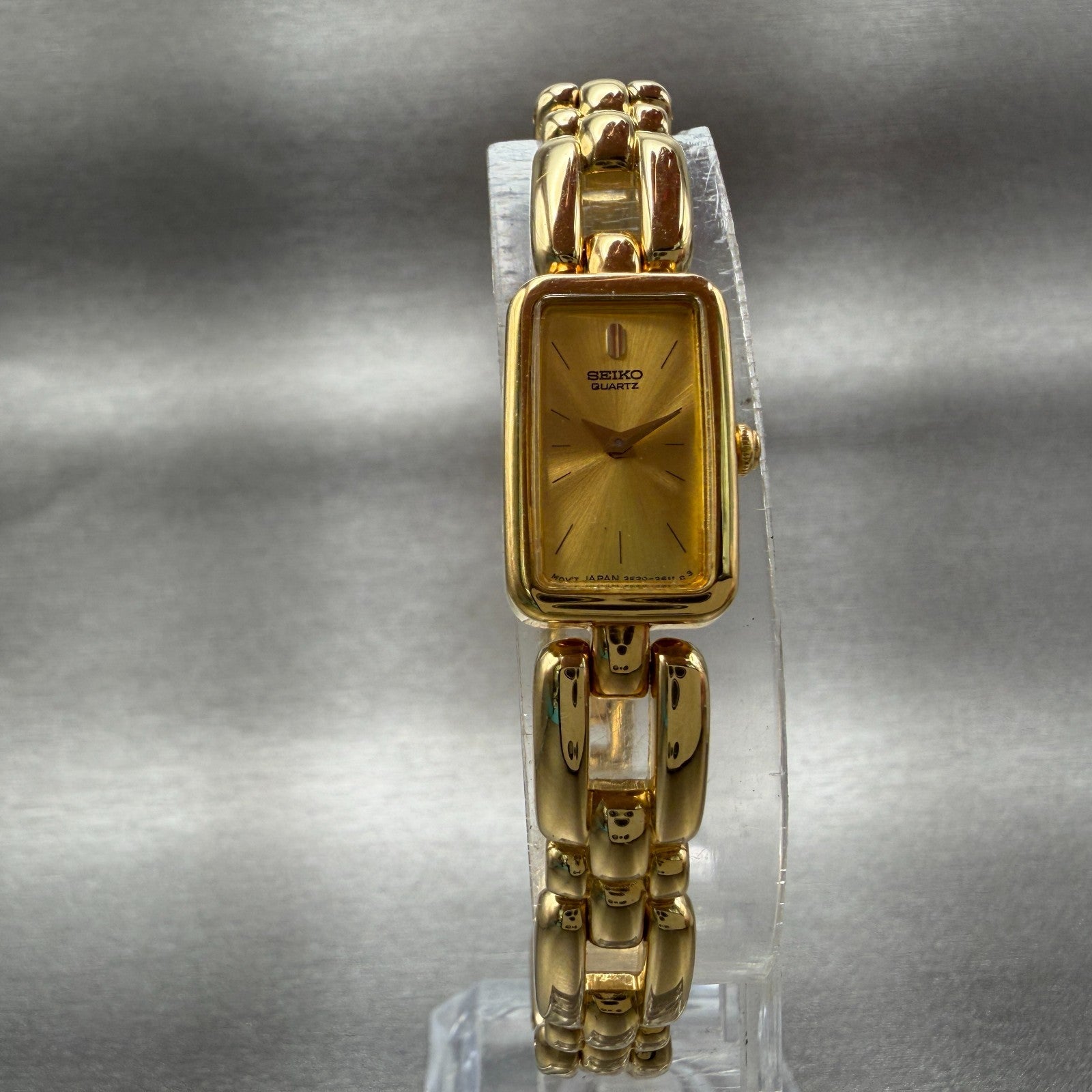 Seiko Tank Watch Women 13mm Champagne Dial Gold Tone Rectangle 2E207108 New Bat5