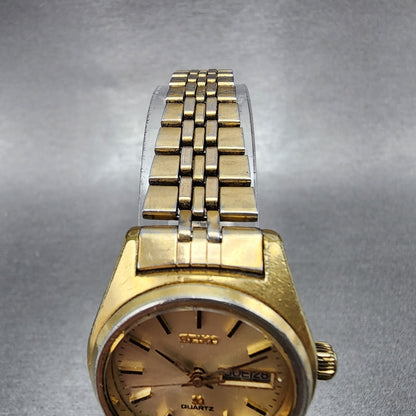 Seiko SQ Watch Women 25mm Champagne Dial Gold Tone Daydate Round New Battery