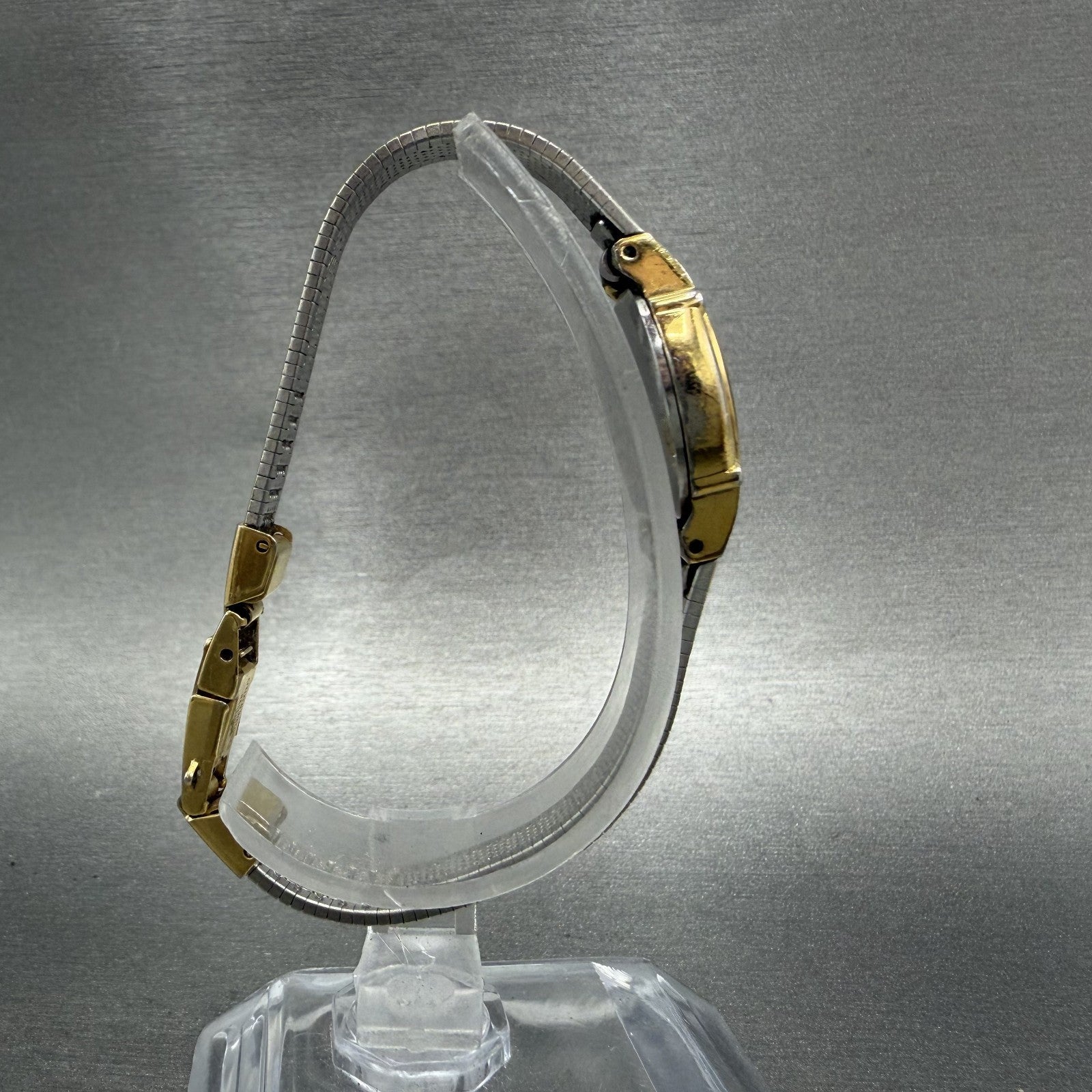Citizen CQ Watch Women 17mm Champagne Dial Gold Tone Round New Battery VTG ABD8