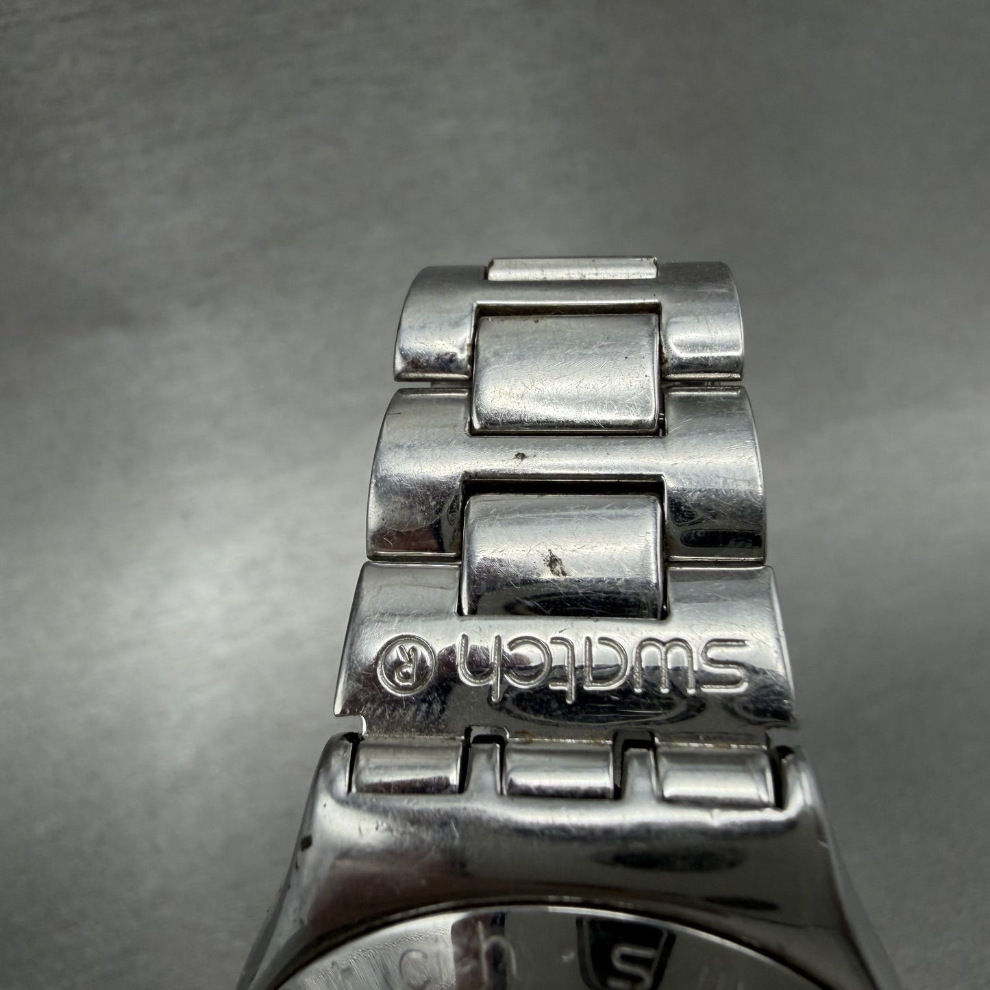 Swatch Irony Happy Joe Watch Women 33m Silver Dial Silver Tone Date Round Newbat4