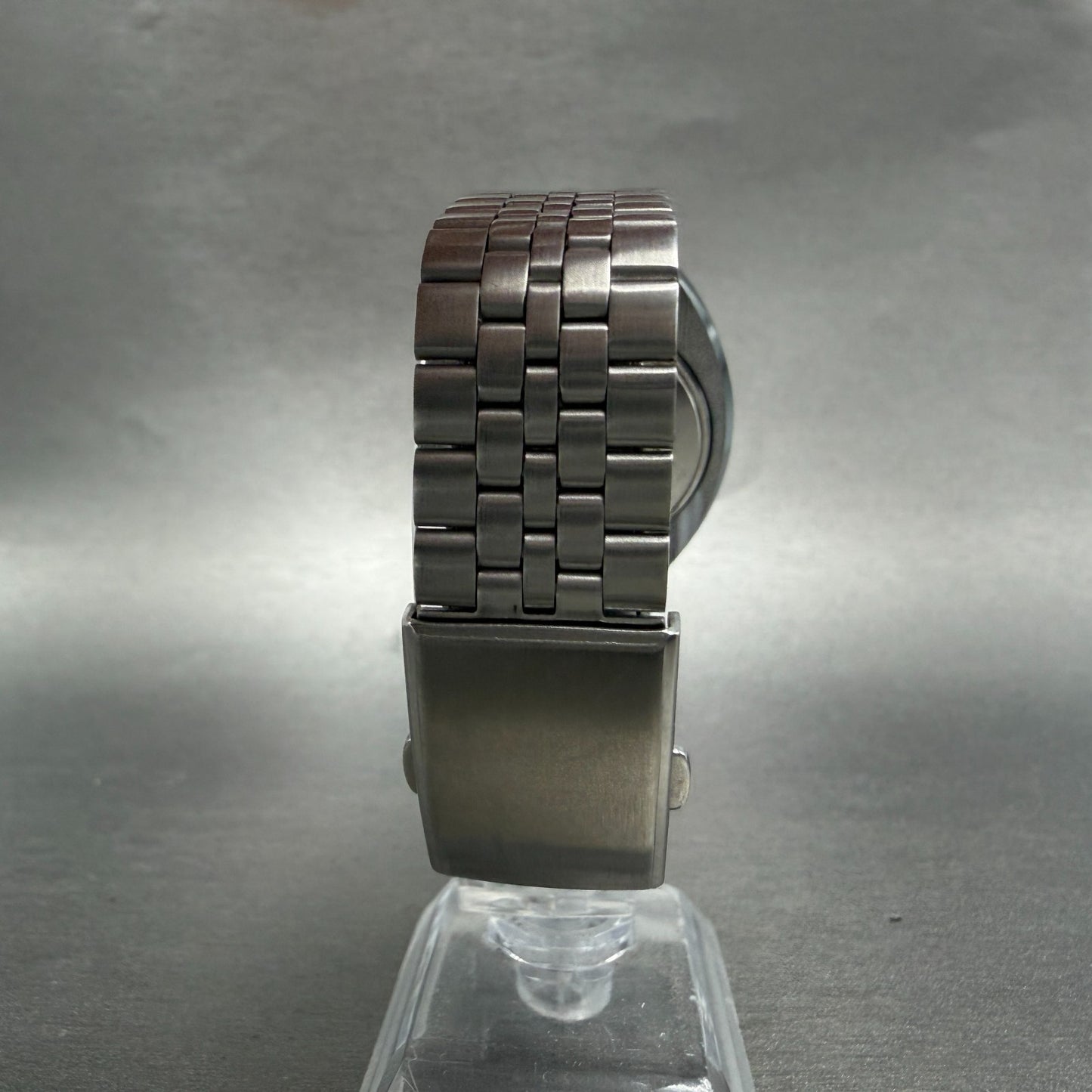 Rado Balboa V Watch Men 36mm Silver Dial Silver Tone Oval Date Automatic Runs8
