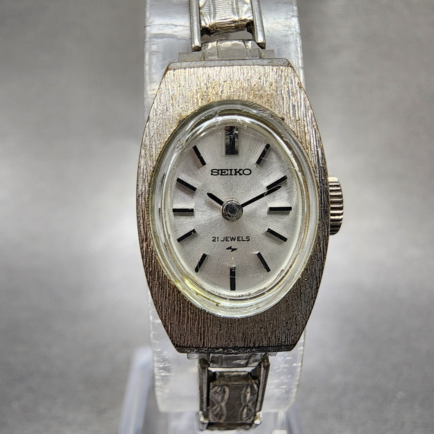 Seiko Watch Women 15mm Silver Dial Silver Tone Manual Rectangle 117490 Runs0