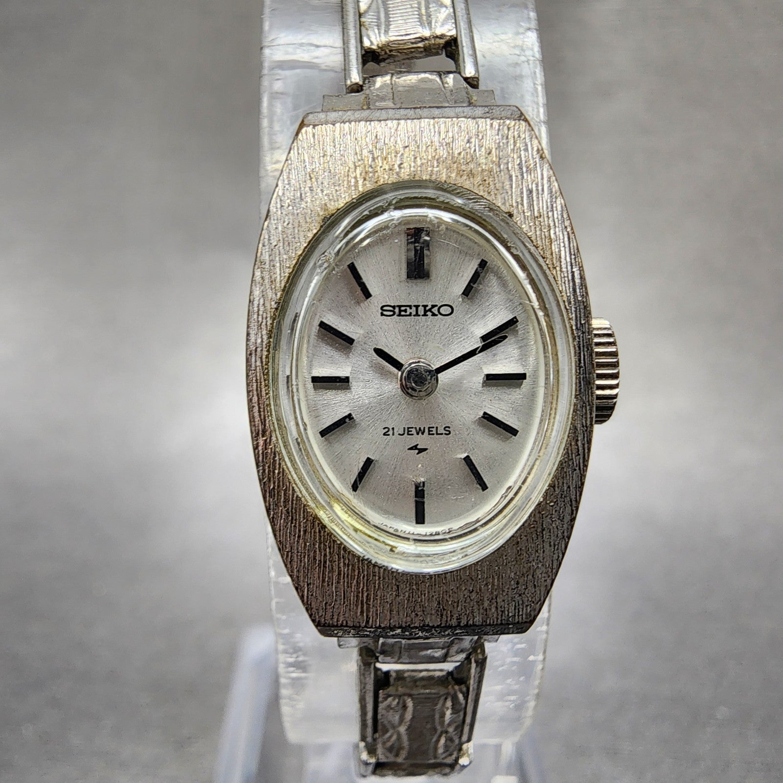 Seiko Watch Women 15mm Silver Dial Silver Tone Manual Rectangle 117490 Runs0