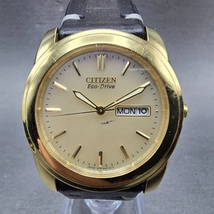 Citizen Eco-Drive Watch Men 35mm Champagne Dial Gold Tone Daydate Round Runs0
