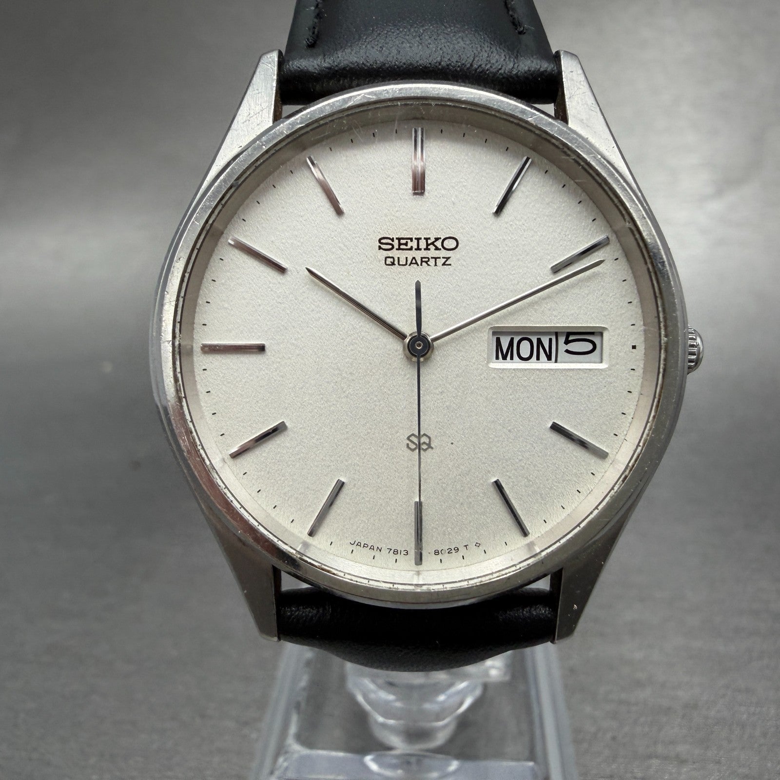 Seiko SQ Watch Men 34mm Silver Dial Silver Tone Daydate READ!! 7813-8029 NewBatt0