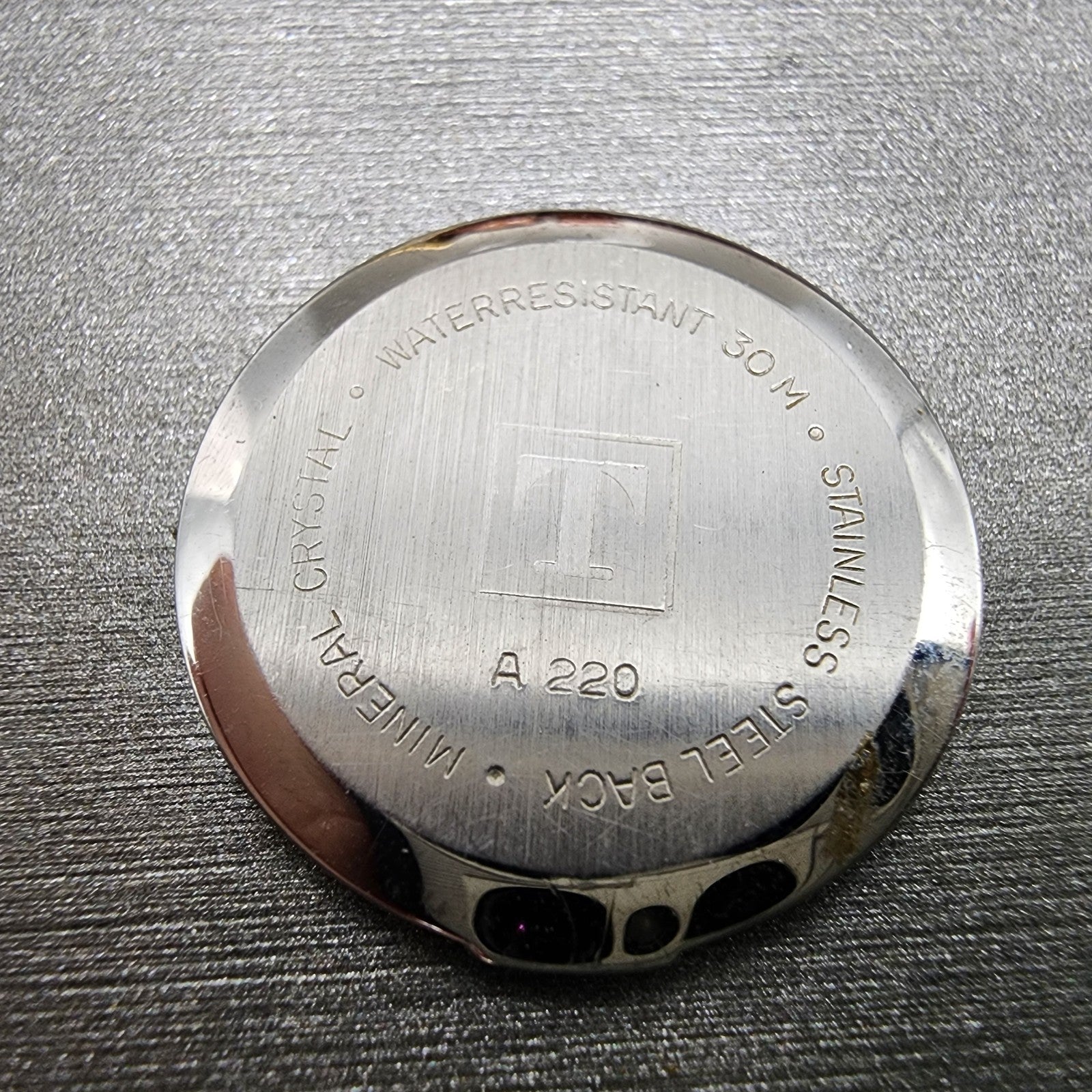 Tissot Watch Women 24mm White Dial Gold Tone Round A220 ETA 980.153 PARTS13