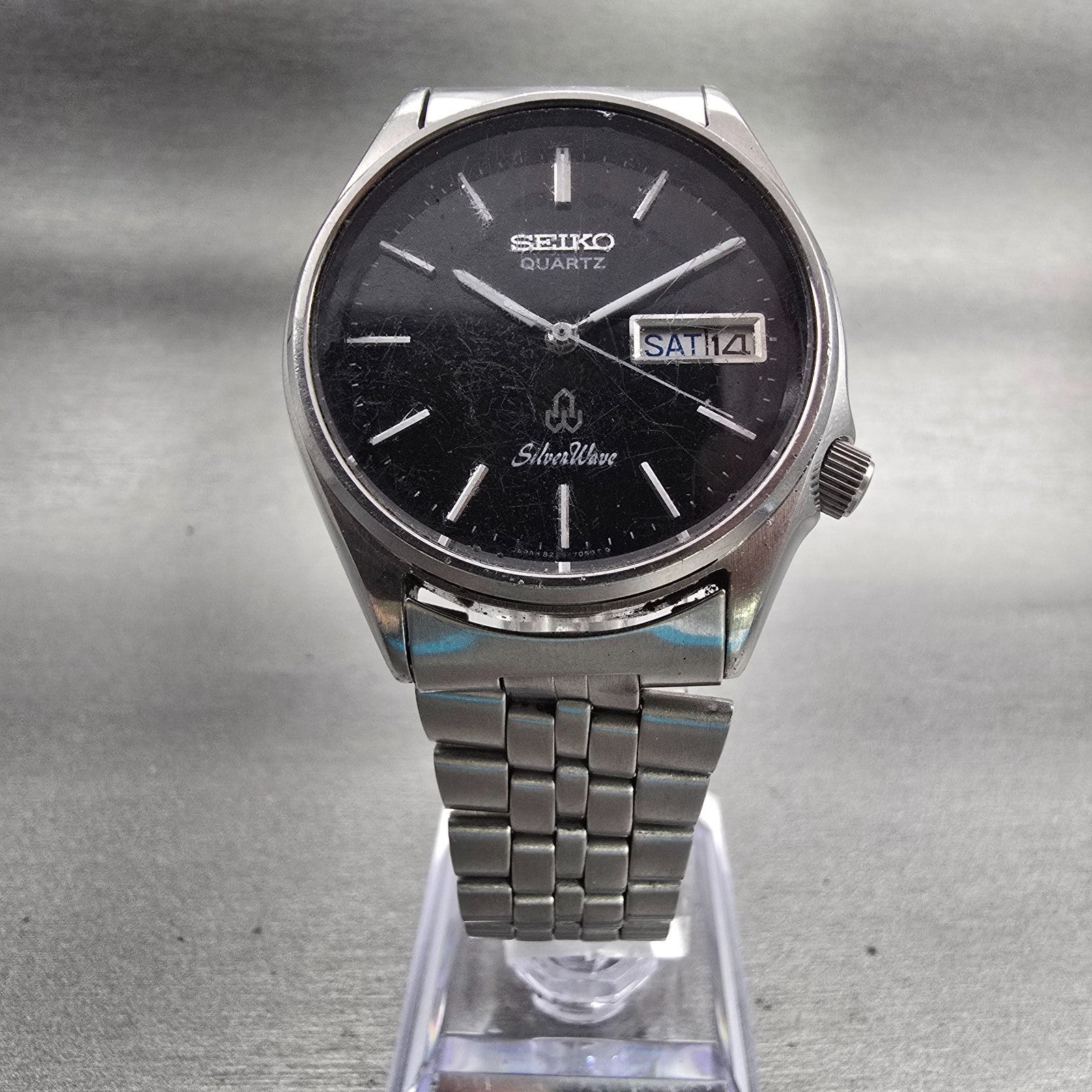 Seiko SilverWave Watch Men 35mm Black Dial Silver Tone Daydate 8229-7038 New Bat5