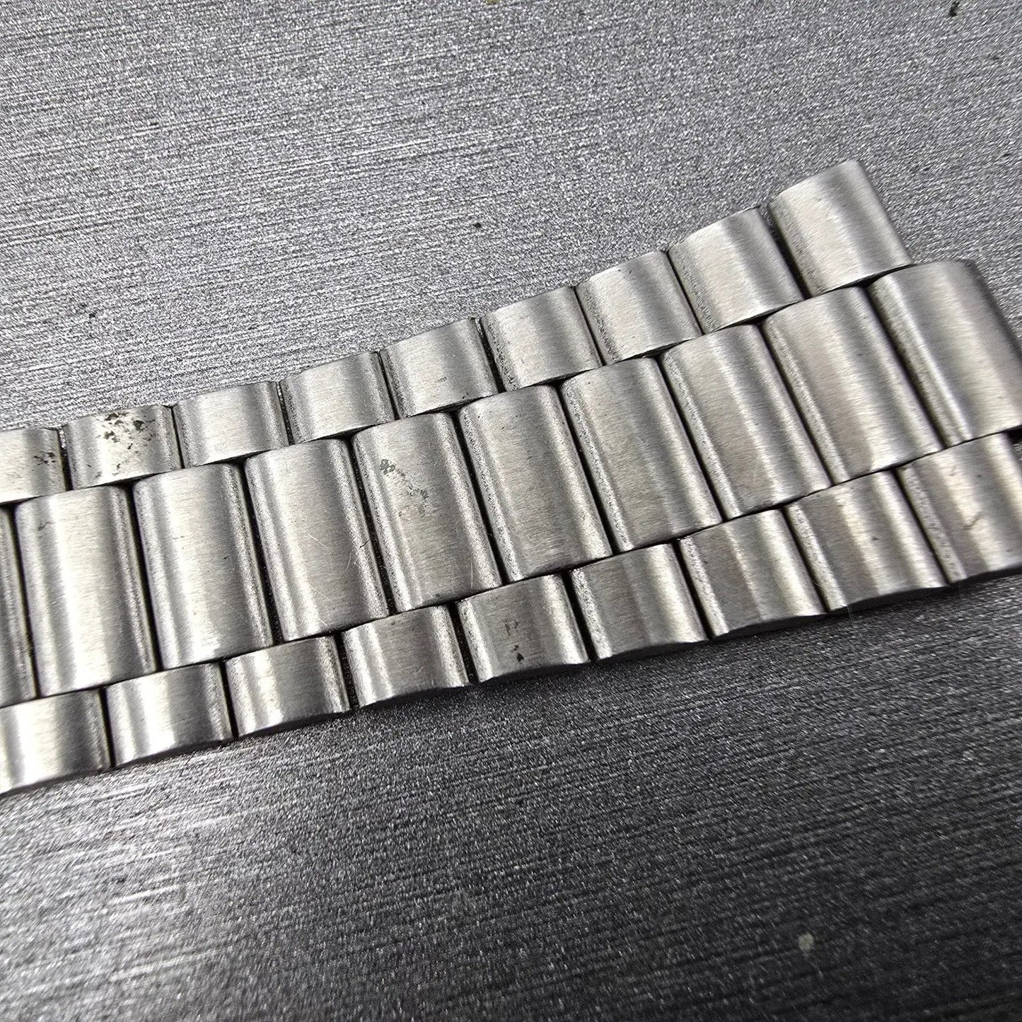 Seiko  Bracelet 20mm Stainless Steel Silver Tone Tri Folding Clasp VTG Japan3