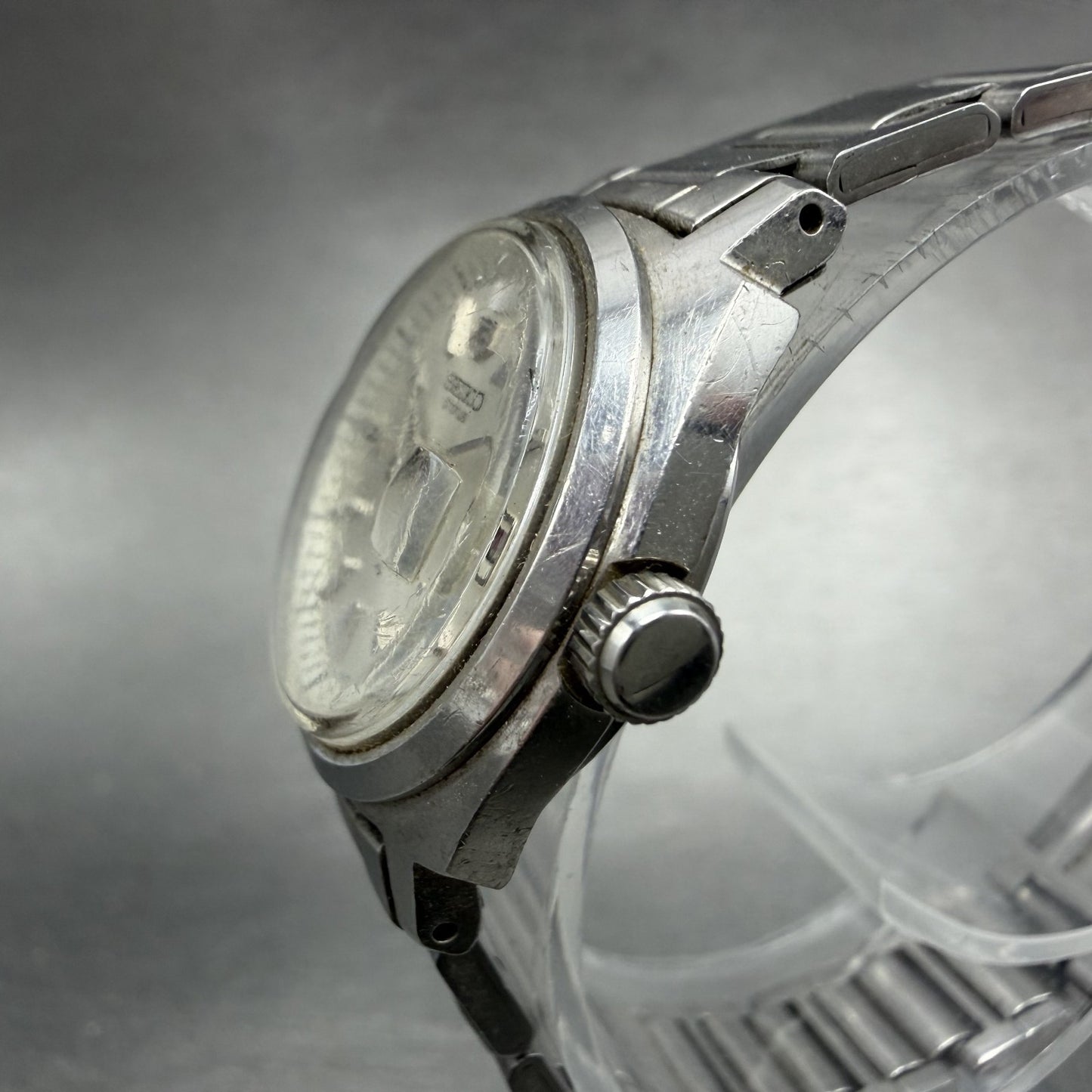 Seiko Chorus Watch Women 25mm Silver Dial Silver Tone Date Manual 2118-0260 Runs3