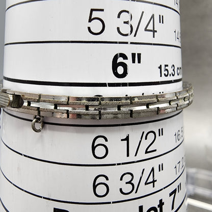 Seiko Solar Watch Women 15mm Silver Dial Silver Tone Manual 107870 Runs10