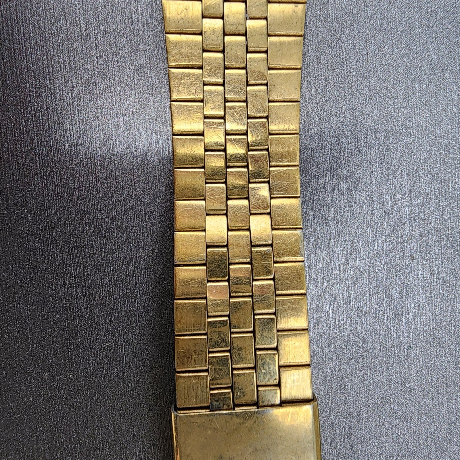 VTG Pulsar Watch Bracelet 19mm Gold Tone Steel Tri Folding Clasp 092MC2