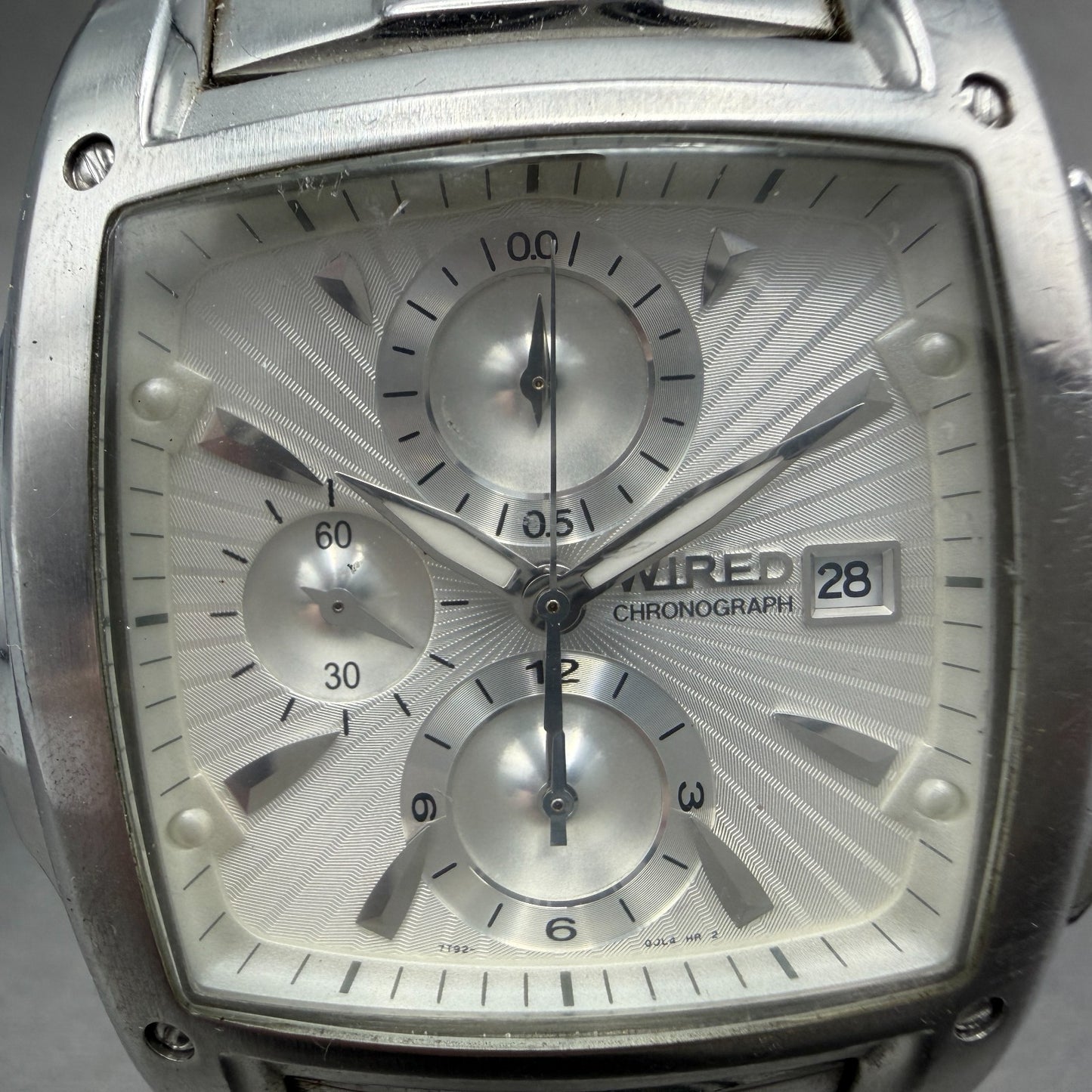 Seiko Wired Chronograph Watch Men 43mm White Dial Silver Tone Date New Battery1
