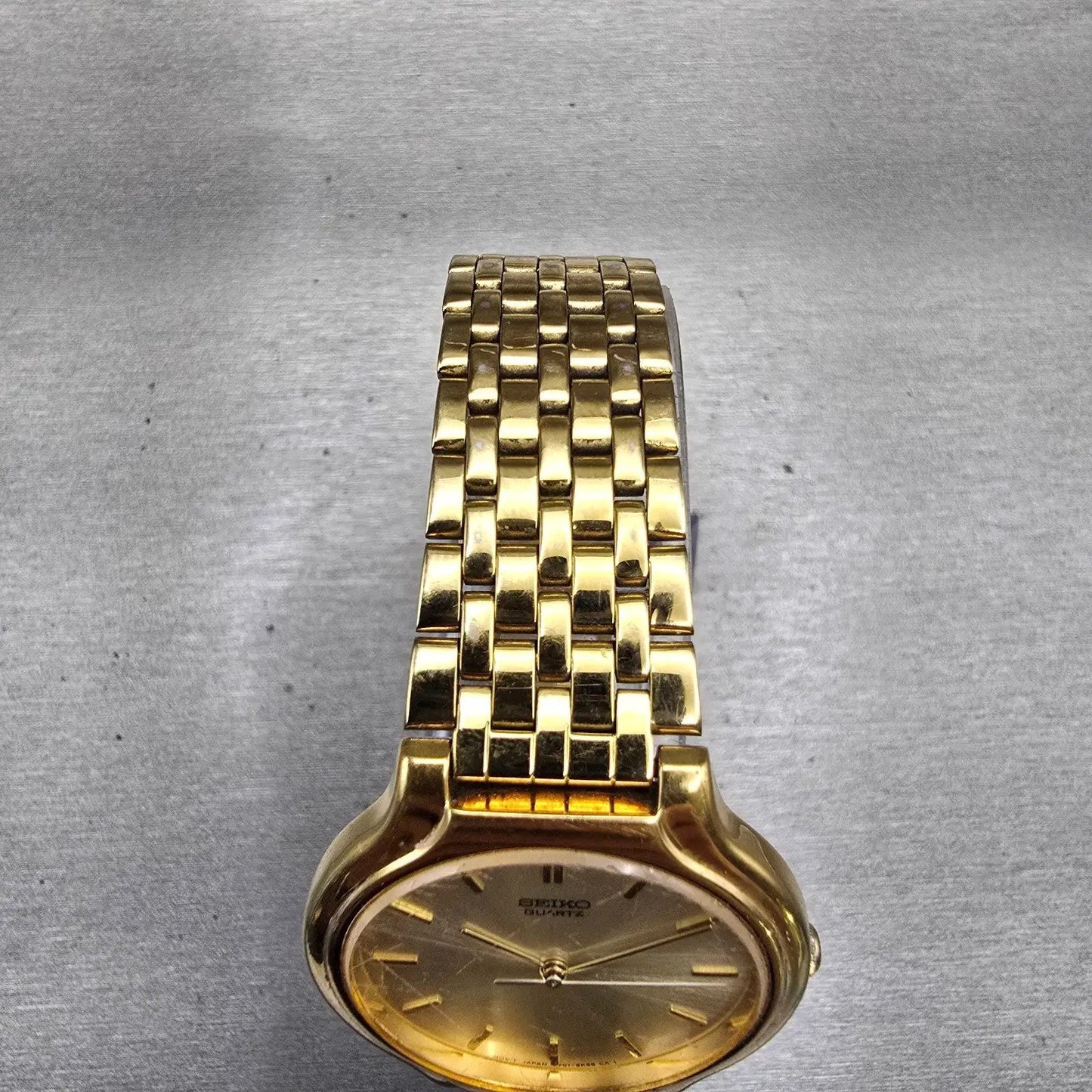 Seiko Watch Men 34mm Champagne Dial Gold Tone Round V701-6K69 New Battery VTG4