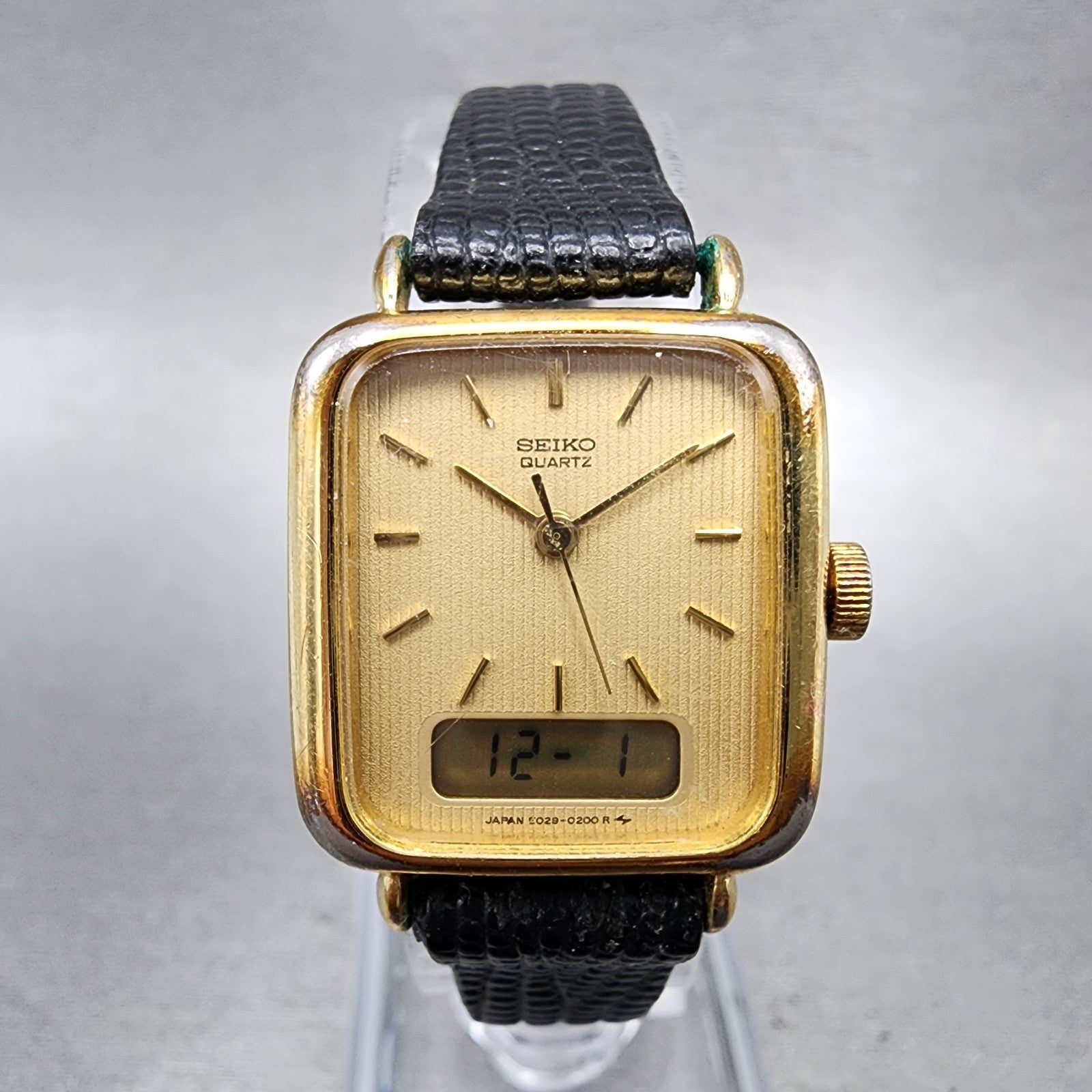 Seiko Watch Women 21mm Analog Digital Gold Tone Rectangle Champagne Dial New Bat0